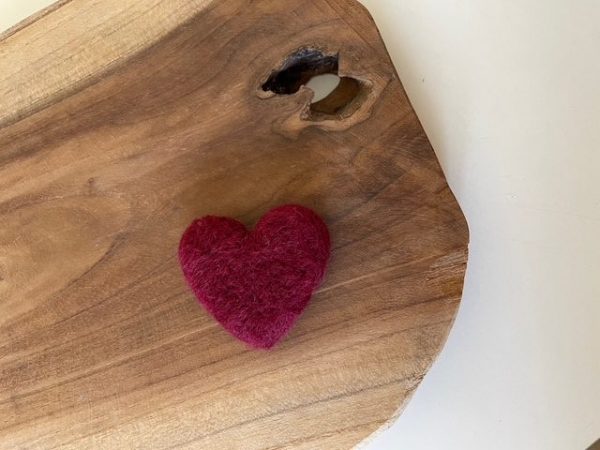 Filcowe Serduszko Love - Zgaszona Czerwień