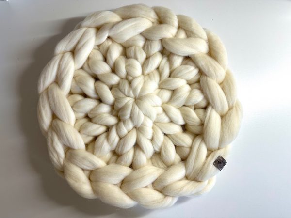 Kocyk Czesankowy Okrągły śr. 50cm - Naturalny Ecru