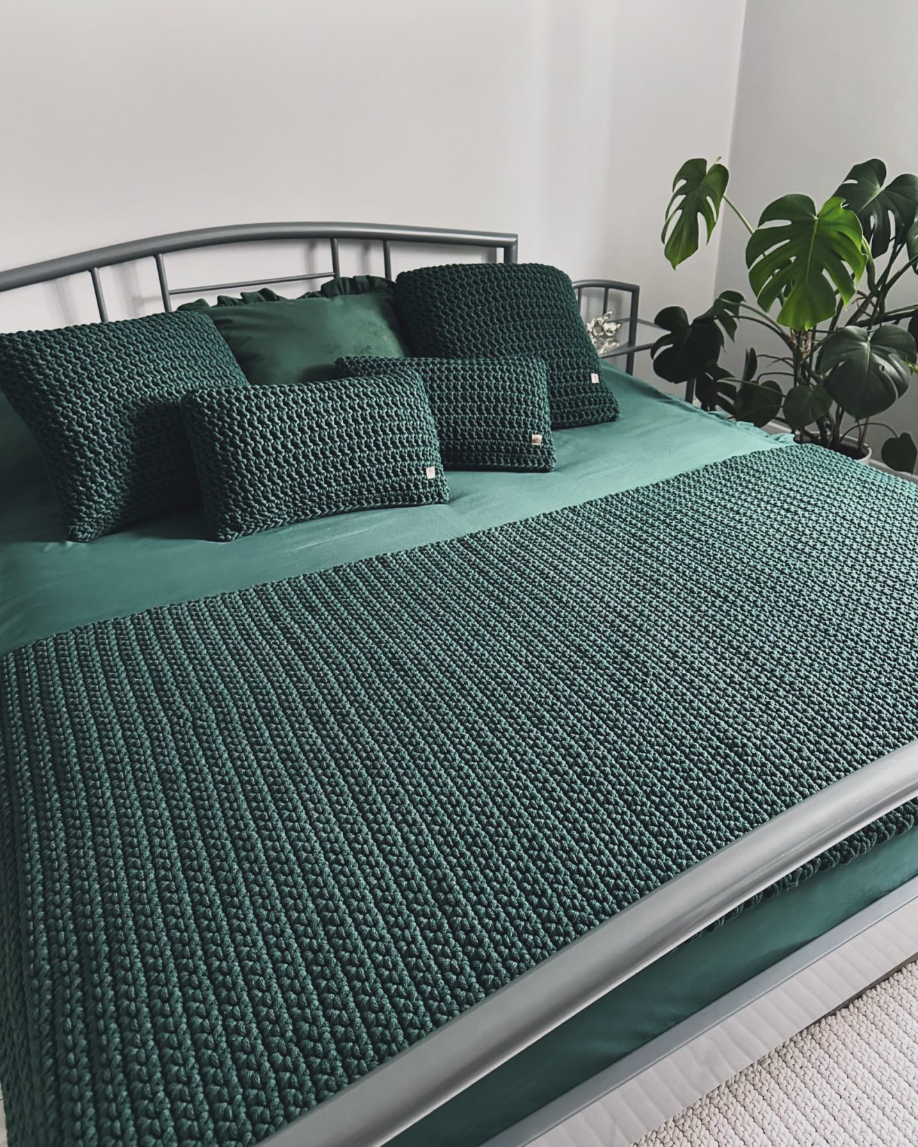 F852F07A-B5AC-4361-94C5-471A1E2CE531